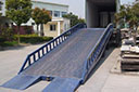 駕駛機(jī)動(dòng)車(chē)通過(guò)窄路、窄橋時(shí),最高速度不能超過(guò)多少?