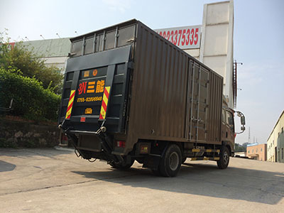 4.2米貨車帶尾板合法嗎？解答你的疑惑